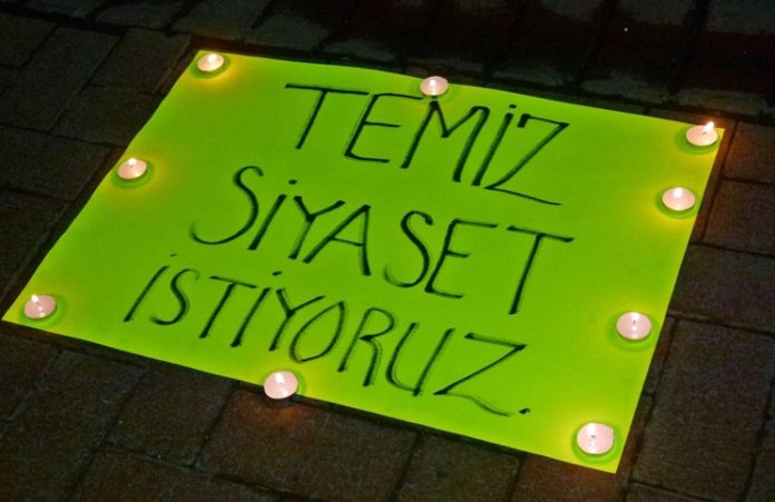 Sürdürülebilir Yolsuzluk Rejiminin İflası: Tefessühün Son Perdesi