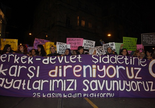 Hayatını Savunan Kadınlar: Adalet Arayışından Siyaset Arayışına