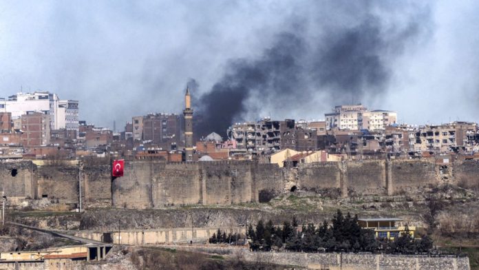 Bir Kimliksizleştirme Yöntemi Olarak Mülksüzleştirme: Suriçi Örneği ve Kürtlerin Mülksüzleştirilme Tarihine Kısa Bir Bakış