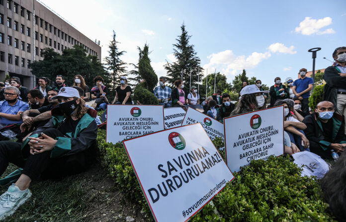 Hukuk, Adalet ve Şiddet: Bir Anlama Girişimi